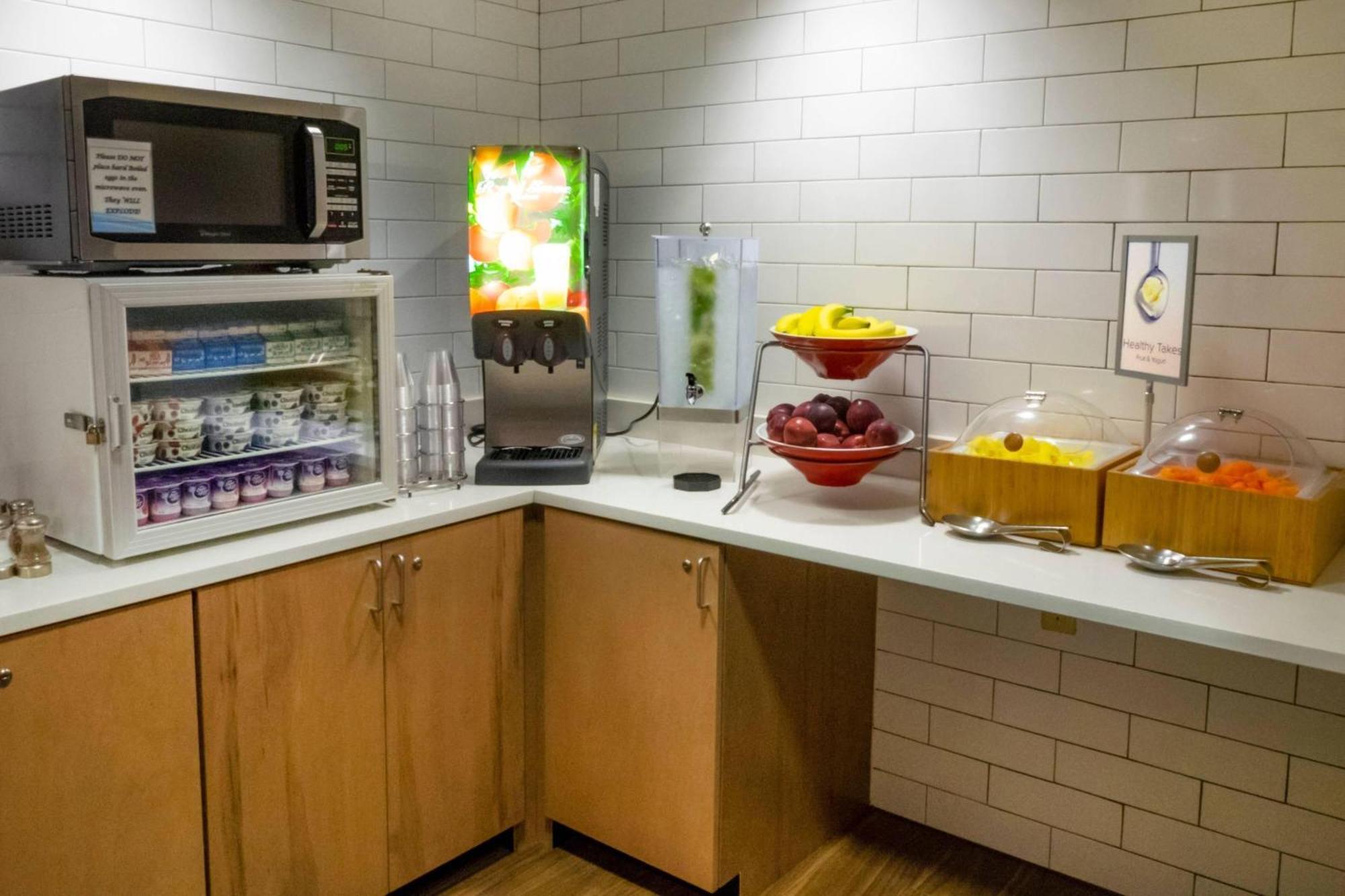 Fairfield Inn By Marriott Hazleton Extérieur photo